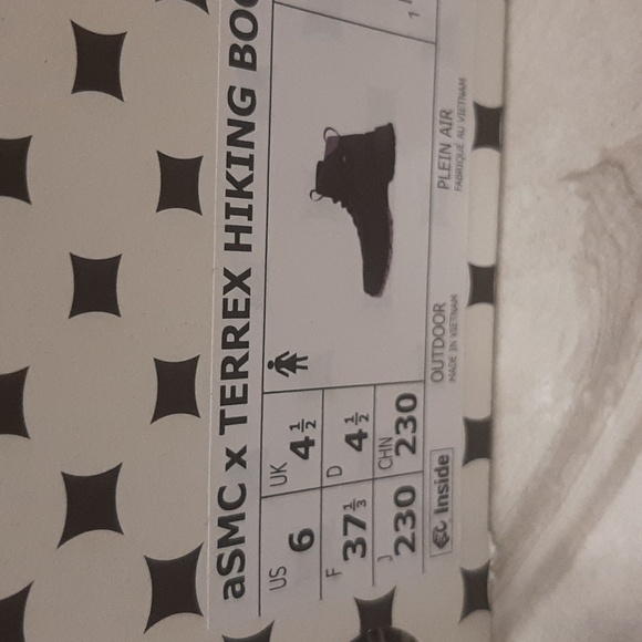 Boots size fit 1 size bigger like 7 fit 8 - Picture 4 of 7